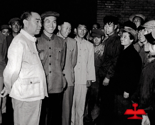 1959年毛澤東同志親切接見(jiàn)全國(guó)著名勞動(dòng)模范、鞍鋼老英雄孟泰